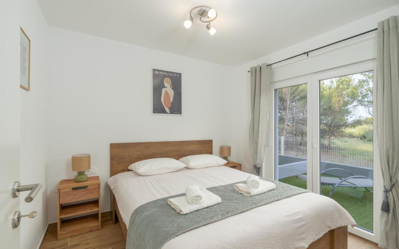 ויר Number One Apartments מראה חיצוני תמונה